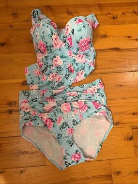 torrid Mint Floral Underwire Swim Bra and High-Waist Bottoms